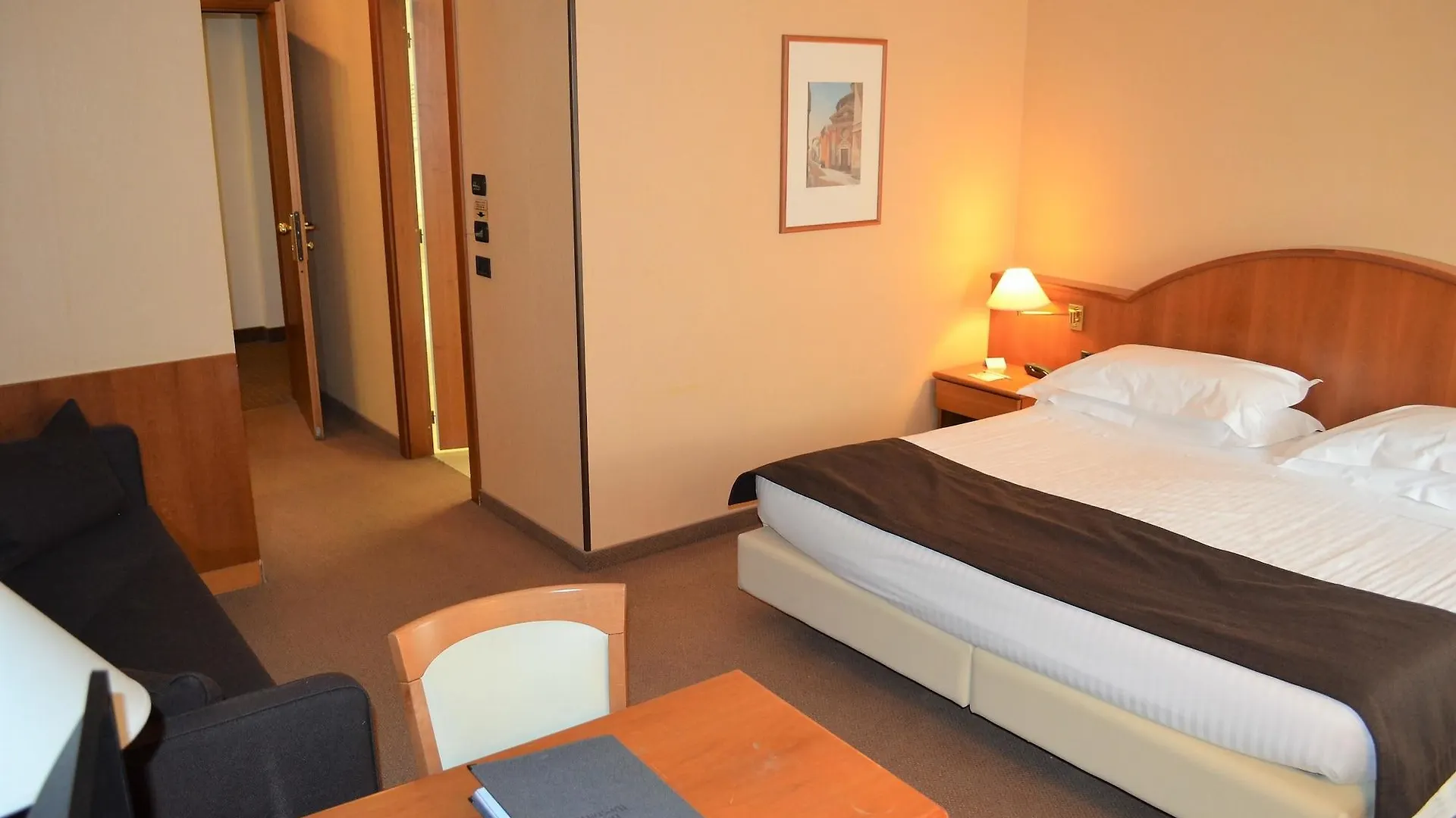 Best Western Park Hotel Piacenza 4*,